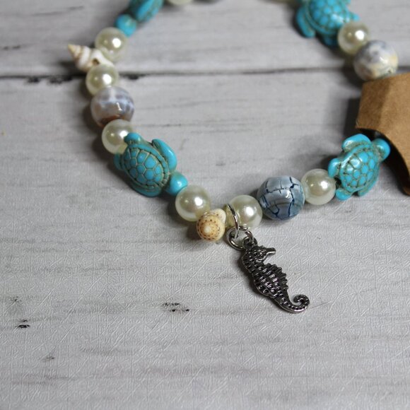 Handcrafted Women's Beaded Bracelet Beach Seahorse Seashell Turquouse - Picture 4 of 4